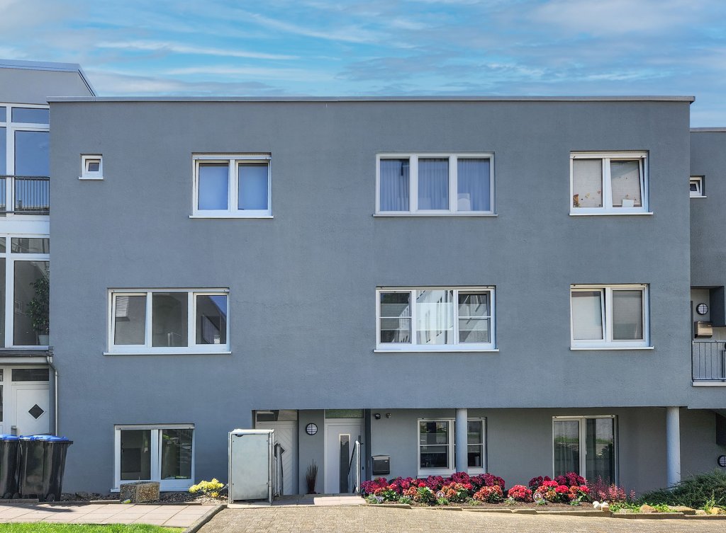 Wie ein Haus! Eigentumswohnung in Eschweiler zu verkaufen über Koch Immobilien Aachen und Baesweiler!