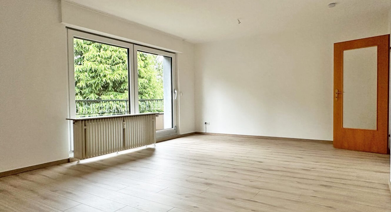 Wohnzimmer Wohnung Aachen-Eilendorf über Immobilienmakler Koch Immobilien